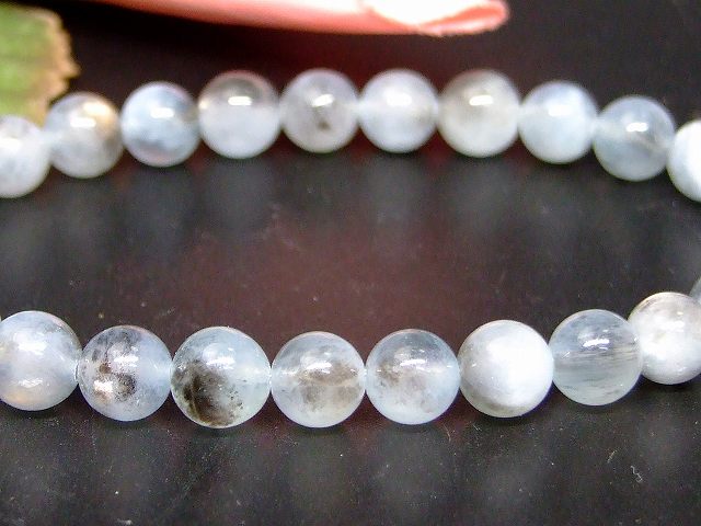 66331　　ブラックアクアマリン 7mm ブレスレット 内径18cm ポーチ付き ブラックベリル 南アフリカ産 送料無料 天然石 パワーストーン