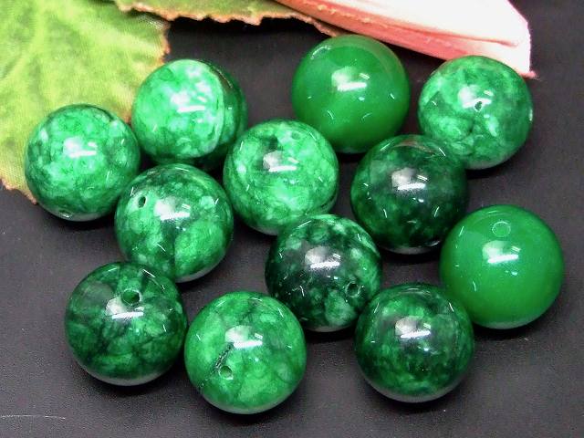 g3-7Z　　今月の半額 わけあり 緑翡翠 16mm 1粒売り ヒスイ ジェード ジェイド ネコポス送料無料 天然石 パワーストーン