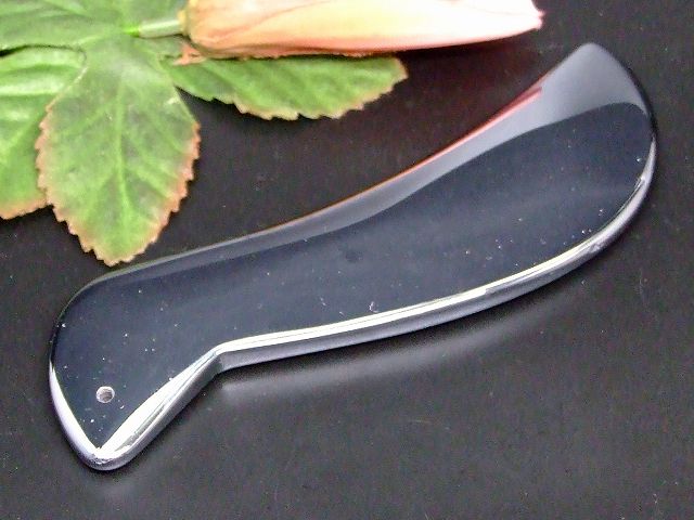 k3-8A　　今月の半額 わけあり テラヘルツ 鉱石 かっさプレート 1個売り S型 風切羽型 132mm 美肌 美顔 美容 マッサージ用 送料無料 天然石 パワーストーン