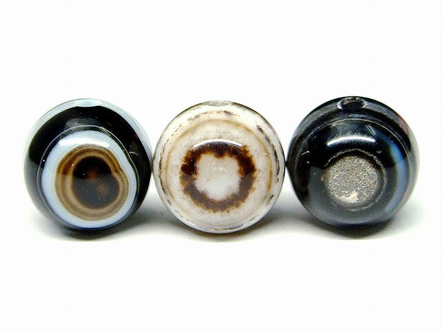 66417　　今月の半額 わけあり 黒天眼石 4mm 1粒売り 神の眼 ネコポス送料無料 チベット産 天然石 パワ..