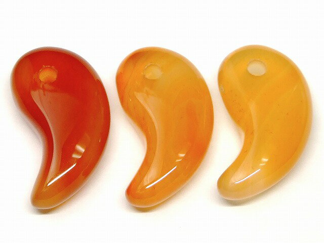 66447A　　今月30％OFF わけあり 勾玉 カーネリアン 31×17mm 1個売り 送料無料 天然石 パワーストーン