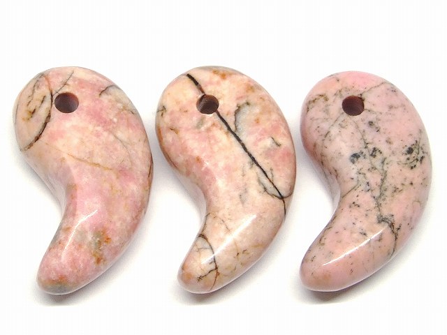 66489G　　今月17％OFF 勾玉 ロードナイト 31×17mm 1個売り 送料無料 天然石 パワーストーン