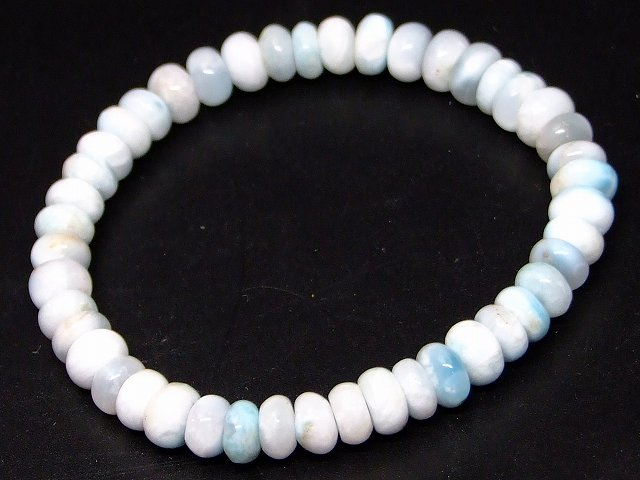 66555　　今月の半額 わけあり ラリマー 8mm×3mm〜6mm ブレスレット 内径17cm そろばん ソロバン 算盤 ..