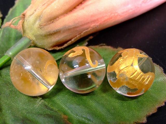 66060　　今月30％OFF わけあり 水晶 14mm 1粒売り 白虎 金彫り クリスタル クォーツ ネコポス送料無料 ブラジル産 天然石 パワーストーン