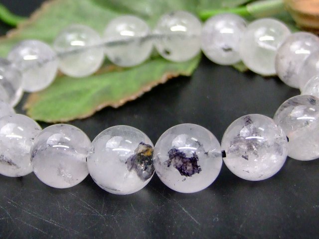 68195　　グラファイトインクォーツ 12mm A+ ブレスレット 内径18cm 黒鉛 石墨入り水晶 クリスタル ポーチ付き ブラジル産 送料無料 天然石 パワーストーン