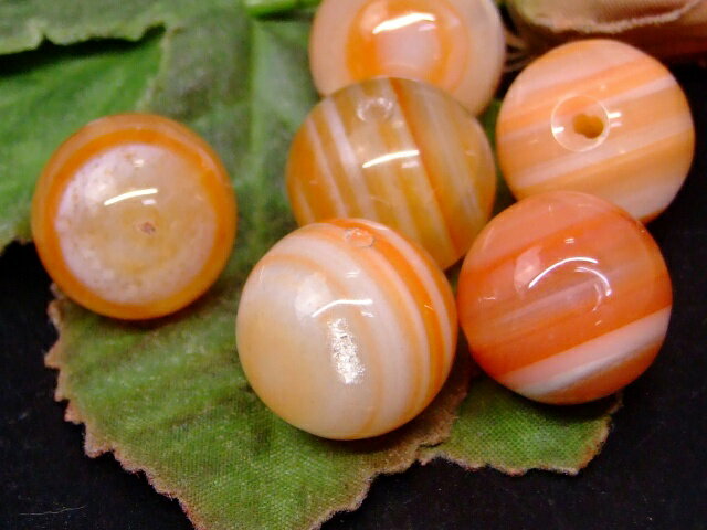 68178　　今月の半額 わけあり 双眼 赤天眼石 16mm 1粒売り 神の眼 ネコポス送料無料 チベット産 天然石 パワーストーン