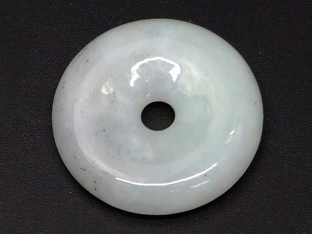 66507　　今月の半額 ミャンマー翡翠 22mm 1個売り ピーディスク 円盤 平安扣 カバン飾り お守り 送料..