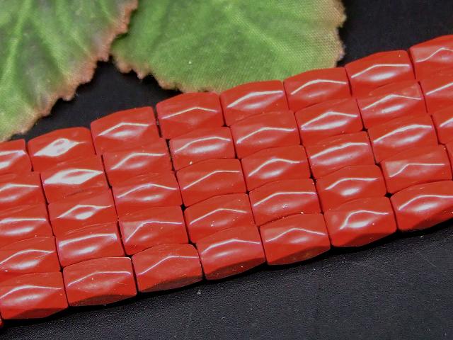 H3-4D　　工場処分品特価 今月半額以下 わけあり ヘマタイト 赤色 磁気あり 8mm×5mm カット 磁有 1連37cm 通し針、解説書、1mゴム付き 送料無料 イギリス産 天然石 パワーストーン