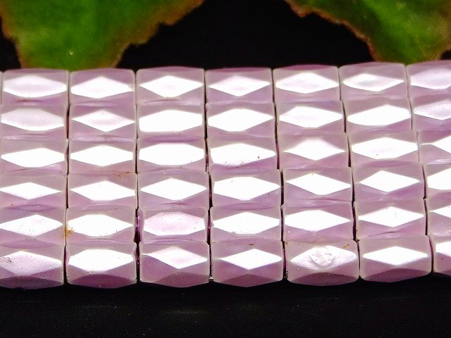 H3-4　　工場処分品特価 今月半額以下 わけあり ヘマタイト 薄紫 磁気あり 8mm×5mm カット 磁有 1連37cm 通し針、解説書、1mゴム付き 送料無料 イギリス産 天然石 パワーストーン