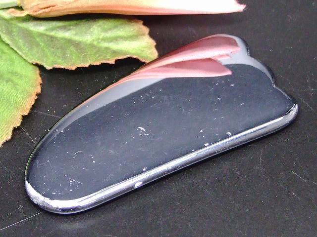 k3-7F　　今月の半額 わけあり テラヘルツ 鉱石 かっさプレート 85mm フェイスマッサージ 美肌 美顔 美容 マッサージ用 送料無料 天然石 パワーストーン