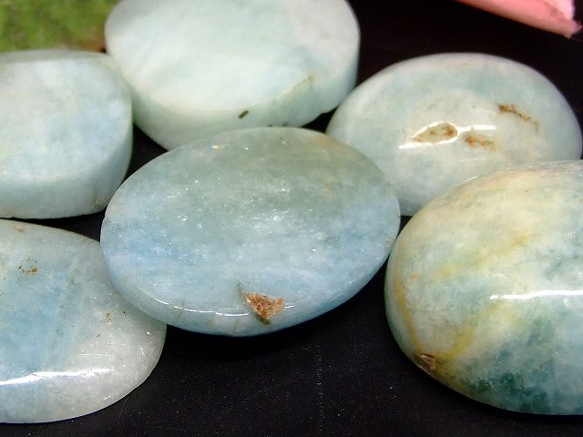 66749　　アクアマリン 藍玉 39mm×29mm〜26mm 6個セット 原石 穴なし 送料無料 ブラジル産 天然石 パワーストーン