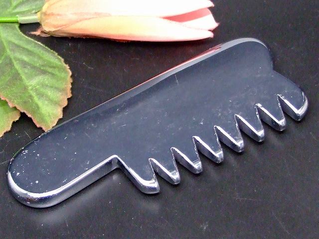 k3-7Q　　今月の半額以下 わけあり テラヘルツ 鉱石 かっさプレート 112mm フェイスマッサージ 美肌 美顔 美容 マッサージ用 送料無料 天然石 パワーストーン