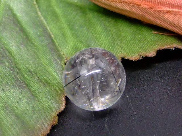 67070　　ブラックルチルクォーツ 針水晶 14mm AA 1粒売り 送料無料 ブラジル産 天然石 パワーストーン