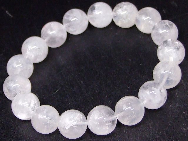 67630　　スノークォーツ 12mm AA ブレスレット 内径18cm 乳石英 水晶 クリスタル ポーチ付き 送料無料 天然石 パワーストーン