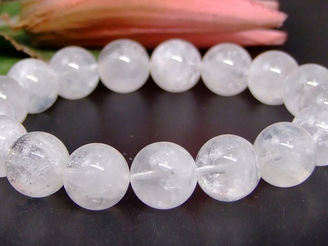 67630　　スノークォーツ 12mm AA ブレスレット 内径18cm 乳石英 水晶 クリスタル ポーチ付き 送料無料 天然石 パワーストーン