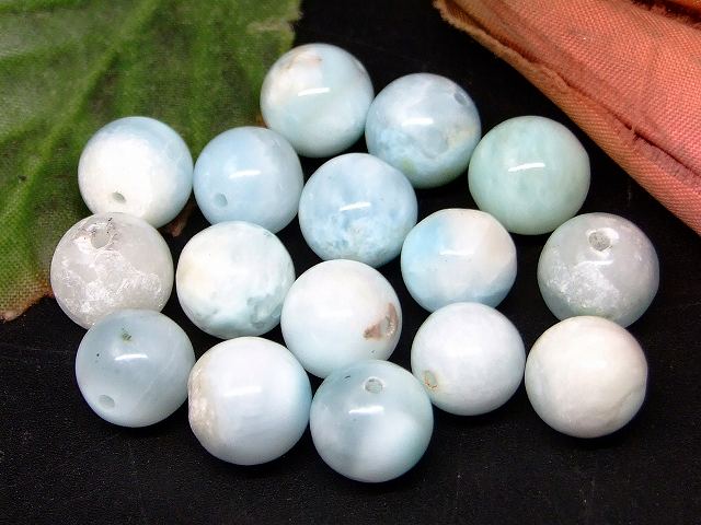 63952　　今月の半額 わけあり アイス ラリマー 9mm〜10mm 1粒売り ドミニカ共和国産 鑑別済 本物保証 送料無料 天然石 パワーストーン
