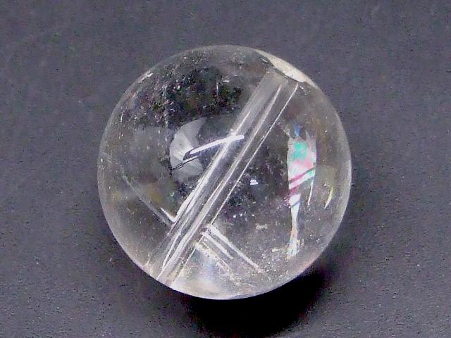 67380　　今月の半額 わけあり 虹入り 水晶 18mm 1粒売り クリスタル クォーツ 送料無料 ブラジル産 天然石 パワーストーン