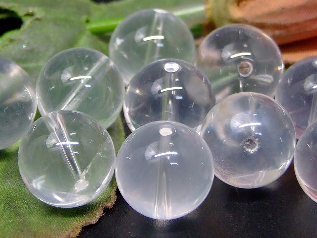 67377　　ミルキークォーツ 14mm AA 1粒売り 水晶 クリスタル ネコポス送料無料 ブラジル産 天然石 パワーストーン