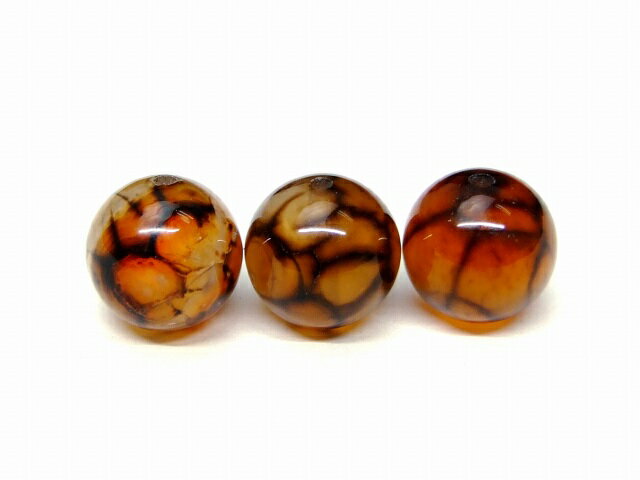 ※画像と同品質のものをお送りします。 オリジナルアクセサリー作りに是非どうぞ〜〜（m−m） ※新品ですが、へこみ・傷など見られる為、わけあり商品として格安にご提供しております。 ご了承の上ご購入くださいませ。 素材 天然石 サイズ 約：玉径10mm・±0.5mm　1粒売り 　※ 多少の誤差はご了承下さい。結びつきを強め、グループなどのまとまりを強くするストーン 日本では『瑪瑙(めのう)』と呼ばれています。 アゲートは多様な模様を持つ石であり、亜種として天眼石と呼ばれるものやブルーレースと呼ばれるものなどがあります。 これらは色はもちろんですが模様がエネルギーに与える傾向が強いようで、通常のアゲートもその意味で多様なエネルギーを持つ石とも言えます。 長寿や富、健康、家内安全をもたらす力があり、勇気と行動力を身につけ、失敗や不幸にも負けず、前進するサポートをしてくれ、対人関係における失敗や不幸を防ぐ。 また、アゲートは危険から身を守るお守り、魔よけとしても用いられています。