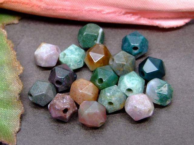 g3-153G　　モスアゲート 苔瑪瑙 6mm スターカット 少面 1粒売り ネコポス送料無料 天然石 パワーストーン