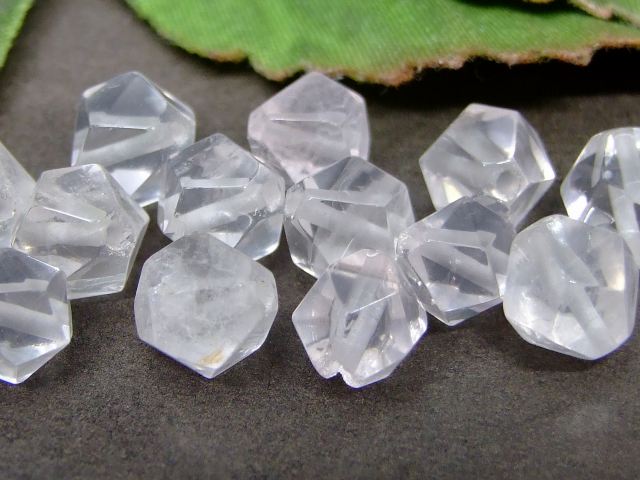 g3-99M　　今月の半額 わけあり ローズクォーツ 紅水晶 8mm スターカット 1粒売り ネコポス送料無料 天然石 パワーストーン