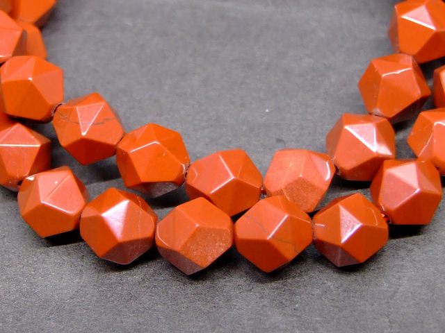 g3-1098M　　レッドジャスパー 8mm スターカット ブレスレット 内径調節可 送料無料 インド産 天然石 パワーストーン