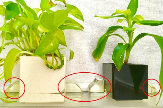 3D耐震補助グッズビタブロック3x3x3cm2個入りクリアーノンブレンの枚方技研家電花瓶食器骨董家具接着ゴム耐震ジェル防災グッズ防災地震対策地震耐震グッズジェル振動吸収ストッパーマット