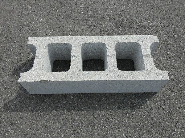 コンクリートブロック　20cm　390×190×190　　17kg　3個セット　基礎ブロック　空...