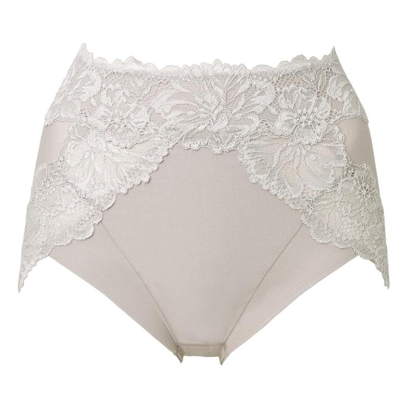 [ブラデリス ニューヨーク] 補正シ