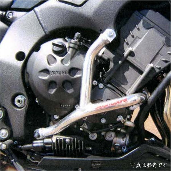 ゴールドメダル GOLD MEDAL スラッシュガード10年-12年 ヤマハ FZ810年-14年 ヤマハ フェザー8※ABS車は適合不可カラー:レッド材質:アルミニウム A52Sサブフレーム無し左右セット【特徴】スラッシュガードが、転倒時のダメージからエンジンをガード。エンジンガードにファッション性と機能性をプラスしたものが「スラッシュガード」です。スラッシュガードは転倒時の衝撃を面で受けるのため、ピンポイントのスライダーに比べるとガード力が大幅に向上しています。材質にアルミ52Sを使用しており、軽量でクッション性が高く、フレームへの負担も非常に少ない特徴があります。また、転倒時に鉄製ガードのように火花が飛び散ることもなく、クランクケースとの間に5mm〜10mm衝撃吸収ゴムをはさむため、しっかり衝撃を吸収します。シンプルなデザインでバイク本来のスタイルを壊しません。カラーバリエーションもバフ仕上げを定色に全6色（バフ仕上げ、ブルー、レッド、ゴールド、ブラック、パープル）をラインナップ。バイクのカラーリングとのコーディネイトも可能です。片側だけでも補修アフターパーツとして販売していますので、万が一転倒し、ガードに傷が入っても片側だけ取替えが可能で、コストパフォーマンスに優れます。SGY10-4楽天 HD店