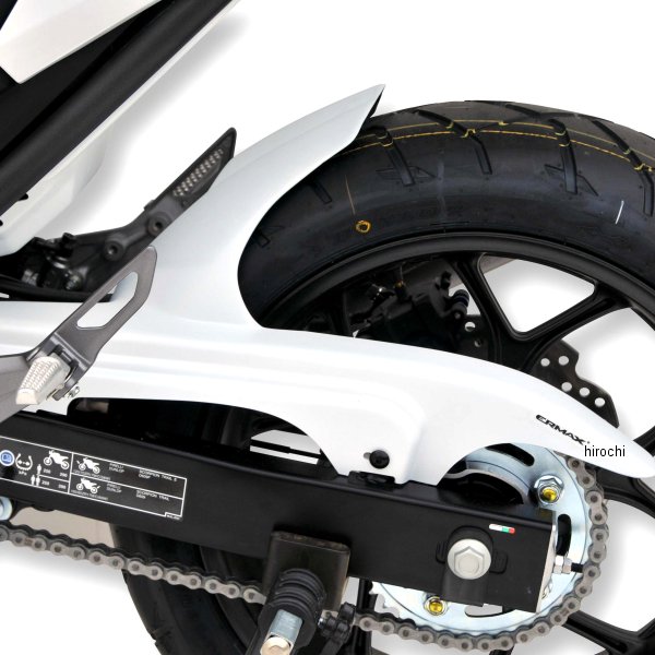 アルマックス ERMAX リアインナーフェンダー14年-15年 ホンダ NC750Xカラー:アントラシートグレー2014-2015※画像は参考となります。実際の色、素材、タイプは表記のものとなりますのでご注意下さい。※メーカーエンブレム、ステッカー等予告なく変更になります。ご了承の上ご購入をお願いします。※海外輸入品の為、納期予定は1-2ヶ月程度となります。予めご了承ください。正規輸入品【ERMAX】フランス製スクリーンで有名なERMAXは、世界中で販売されておりMotoGPやEnduranceSBKなどのレースシーンでも採用され数多くのレースを制しています。欧州の有名、高品質な製品とされています。730146141楽天 HD店