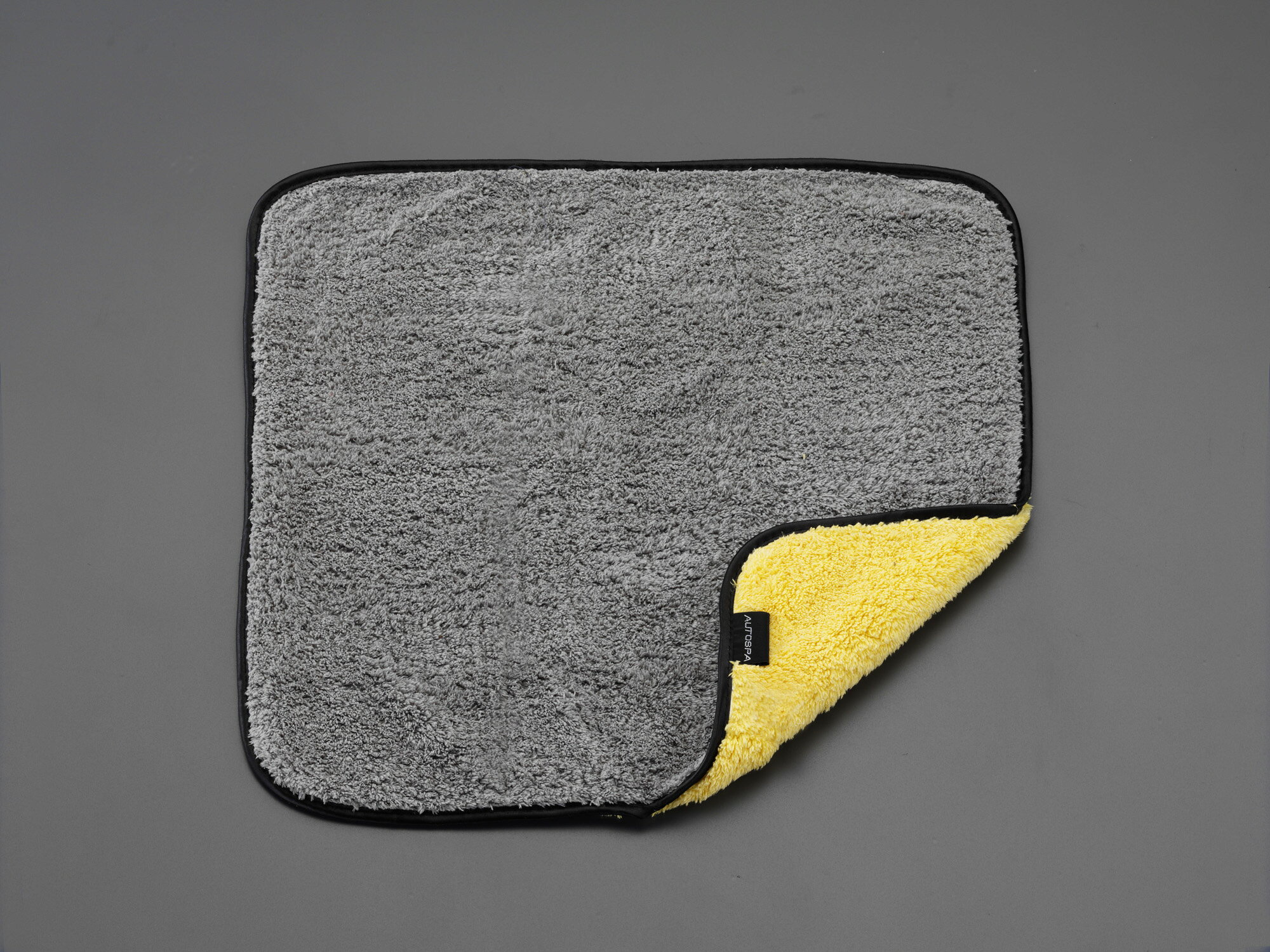 ●材質…フラシ天（プラッシュ）の繊維●サイズ…408×408mm2面タイプ重量120gの7倍の量の水を吸収します。薬品を使わなくても、きれいに拭き取れます。傷、糸くずが付きにくいタオルです。000012249697 HD　