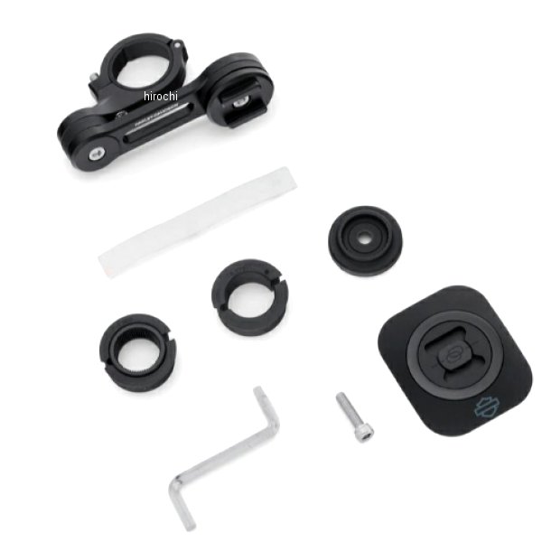 76001072 ハンドルバーマウント式モバイルフォンマウント21年 RA1250/S、RH1250S09年-21年 ツーリング、トライク09年-13年 FLHTCUSE04年-21年 スポーツスター 00年-21年 ソフテイル06年-17年 ダイナ 02年-17年 Vロッド15年-20年 ストリート20年-21年 ELW(LiveWire)2014〜2016 FLHTKSE不可、XL883N、XL1200N/S不可、FXDB不可0.875〜1.25インチ径ハンドル対応ハンドルバーマウントタイプのスマートフォンキャリアとハンドルバー・マウントのセットです。スマートフォンキャリアは粘着式でスマホケースに張り付けます。ハンドルバーマウントおよびアームと、スマートフォンケースにプレートを貼り付けるだけのシンプルな構造。厳しい品質基準をクリア。素材:耐腐食性に優れた6063アルミニウム。ハンドルマウント用の3種類のシムが付属。※本国手配後に急遽、供給不可となる場合がございます。あらかじめご了承のうえご注文ください。76001072楽天 HD店