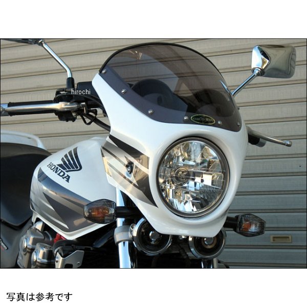 シックデザイン ロードコメット クリア03年-17年 CB1300SFやや丸みを帯びたスタンダードなデザインのビキニカウル。高い整流効果と精悍なスタイリングを得ることができます。ノーマルライトにボルトオンで装着可能。ライト左右ラバーマウント、下部リジットマウントの3箇所での確実な固定を実現しています。カウル本体はFRP製、ポリカーボネイト製スクリーンを標準装備。※未塗装品※メーカーオプションカラー変更可能。別途費用がかかる場合がございます。ご注文前にご希望をお問い合わせください。RC44楽天 HD店