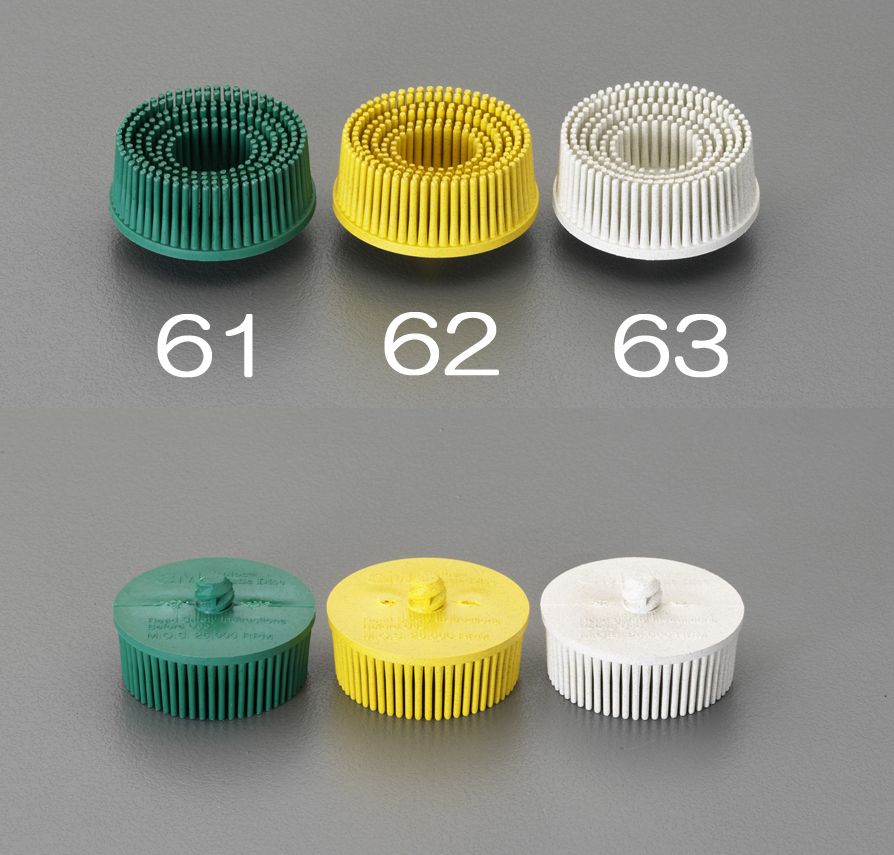 ●粒度:＃80●カラー:黄●直径:50mm●最大回転数:25，000rpm●砥粒:セラミック砥粒、酸化アルミニウム砥粒を配合した一体成形の特殊樹脂研磨ブラシです。EA819MJ-200、-210（ラバーホルダーパッド）で使用して下さい。適度のなじみ性を持ち、目づまりすることなく使い終わりまで安定した研磨能力を発揮します。ワイヤーブラシのように作業時に飛散物が刺さることがなく安全です。000012241105 HD　