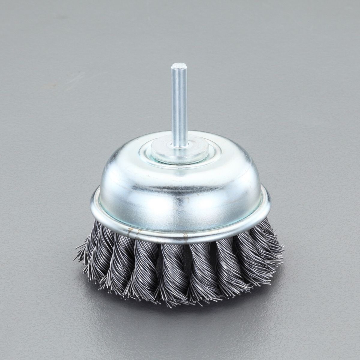 【メーカー在庫あり】 エスコ ESCO 65mm/6mm軸 軸付ブラシ カップ型/スチール製ツイスト 000012252494 HD