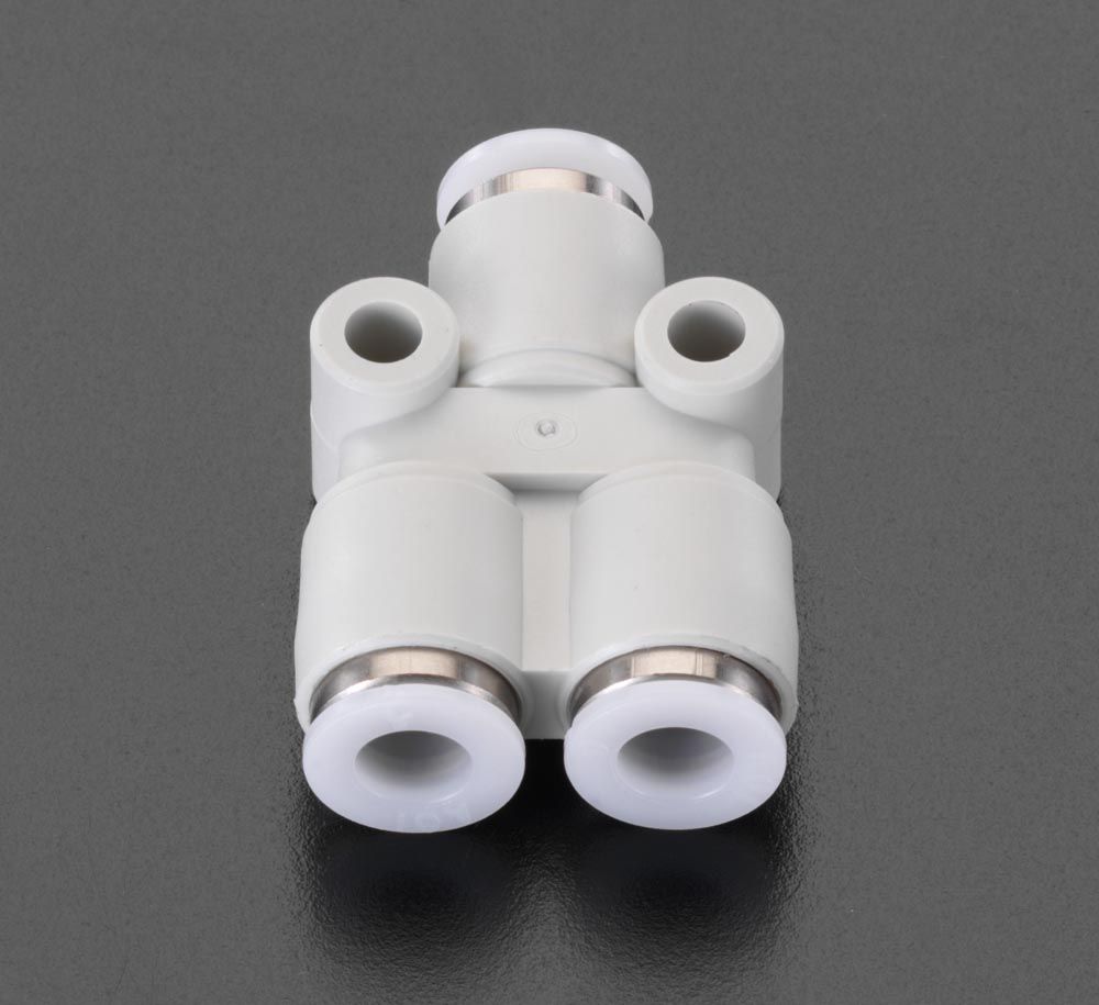 ●材質:真鍮、樹脂(PBT)●使用流体:空気●使用圧力:0-1MPa(0-10kgf//cm2)●使用温度:-15-60°C●1口側チューブ径:8mm●2口側チューブ径:8mm000012002397 HD　