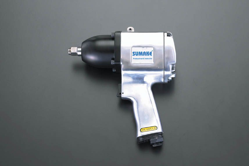 ●差込角:1/2"●全長:230mm●無負荷回転数:6，500rpm●エアー消費量:266L/min●使用圧力:0.64MPa●使用コンプレッサー:1.5kw●最大トルク:617N・m●能力(ボルト径):18mm●吸入口:Rc(PT)1/4"●重量:2.7kg正逆転付EA155SH楽天 HD店　