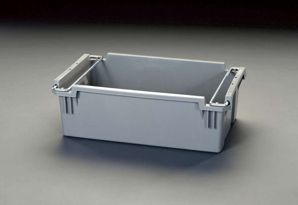 ●材質:ポリプロピレン●容量:25.9L●サイズ(mm):612×380×146(H)積み重ね可能ハンドルを内側、外側に倒す事でネスティング・スタッキングどちらも行えます。000012208537 HD　