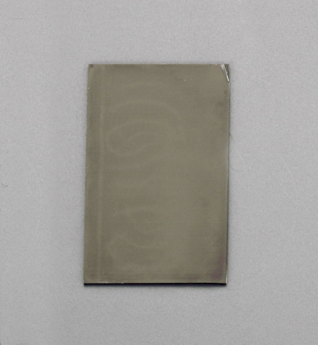 ●材質:スチレン系ポリマー●耐荷重:約25kg(1枚あたり)●サイズ:100×60×2mm●適応温度:-20-60°C●入数:1枚●用途:多用途タイプ塩ビ製品、クッションフロア、ジュータン、カーペット等には使用できません。震度7相当にも耐え...