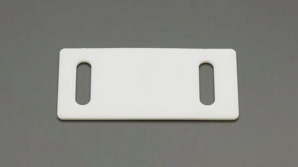 サイズ：207×90×3(厚)mm材質：ポリエチレン適応ベルト幅：50mm以下バックル底部での傷の防止や荷物のエッジによるベルト部の摩耗防止にEA981N-33楽天 HD店　