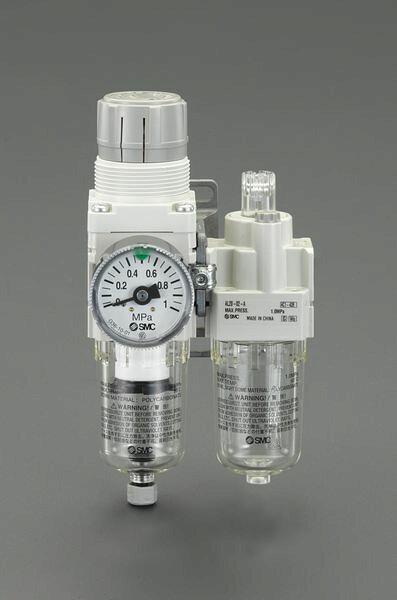 最高使用圧力：1.0MPa設定圧力範囲：0.05〜0.7MPaろ過度：5μm取付ねじ：Rc1/2”面間：145.2mm貯油量：135ml000012296316楽天 HD店