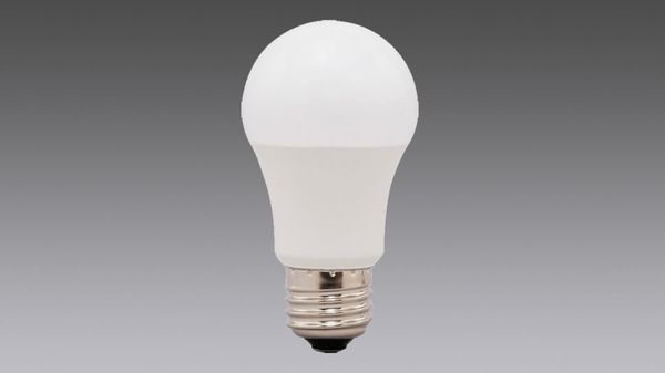 口金：E26口金(直径26mm)電圧：100V定格寿命：40,000時間定格消費電力：7.9W定格入力電流：0.138A光色：電球色全光束：約810lmサイズ：φ52x98(H)mm重量：50g材質：本体：PBT、アルミ カバー：ポリカーボネート 口金：真鍮配光角：220°色温度：2700K演色性：Ra 80白熱電球のような光の広がりがある広配光タイプなので、ダウンライトの器具やリビング、ダイニングなどの照明に最適です。密閉器具対応。(器具の種類によっては使用できなかったり、寿命が短くなる場合があります。)000012294728楽天 HD店　