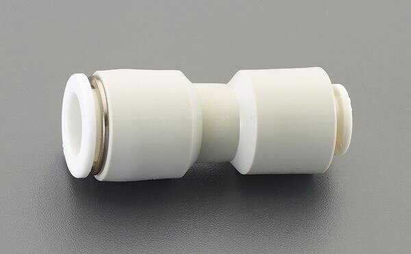 チューブ外径：8×6mm材質：樹脂(PBT)使用圧力：0〜1MPa使用温度：空気:−15〜60℃ 水:5〜40℃使用流体：空気・水入数：1個EA140HJ-253楽天 HD店　
