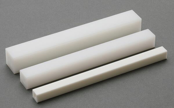 サイズ(mm)：15×15×500(L)材質：ポリエチレン重量(g)：100カラー：白当て材、緩衝材として使用できます。入数：1本EA441EE-15楽天 HD店　