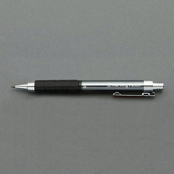 全長×軸径：150×16.5mmインク色：黒芯径(mm)：2.0ボディーカラー：黒入数：1本重量(g)：29.5続けて使える、便利な5連続芯（耐熱・耐水）セーフティーコード付キャップ部分に簡易鉛筆削りがついています。続けて使える、便利な5連続芯EA765MP-321楽天 HD店　