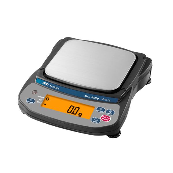 メーカー：エー・アンド・デイ型番：EJ-6100B秤量：6100g最小目盛：0.1g機能：「HI」、「OK」、「LO」のコンパレータ表示機能電源：ACアダプター（付属）、または単3乾電池×4個（別売）載皿サイズ：140(W)×127(D)mm(角皿)材質：計量皿の材質：SUS304サイズ：190(W)×208(D)×59(H)mm重量：1070g個数モード：最大計測数：61000個 計数可能最小単位質量：0.1gパーセントモード：100%登録最小質量：10g パーセント最小表示：0.1%付属品：取扱説明書、ACアダプター、風防g・個数・％、3つの表示が切換え可能バックライト付き、文字高16mmの大型液晶プラスチック風防標準付属ACAI（計数精度自動向上機能）搭載4台まで積み重ねて収納可能入数：1台000012334433楽天 HD店　
