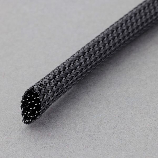 内径(mm)：約7使用最大径：約13mm全長(m)：5色：黒使用温度範囲：-70〜125℃材質：ポリエチレンテレフタラートRoHS対応品UL取得製品耐摩耗性・耐薬品性・耐候性に優れています。専用カッターが不要なので、どのような場所においてもスピーディな保護結束が可能です。カット部分は熱による溶着をしなくてもほつれにくく、 カット時のきれいな状態を保持します。入数：1袋000012341608楽天 HD店　