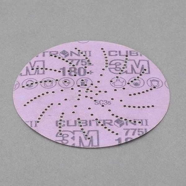●ディスク径…φ127mm●粒度…#240●入数…5枚●用途…樹脂パーツ下地処理車両・船舶・建機などの塗装補修焼きつけ塗装パテ研ぎ木工仕上げ研磨●砥粒…精密成型砥粒●目詰まりが起こりにくく、ディスクが長持ちし、お客様の作業効率改善に貢献します。●綿ファスナーによりワンタッチで取り付けが可能です。●吸塵サンダー用の穴あきタイプです。●塗装前の下地処理、パテ研ぎ、塗膜はがしに最適です。●3M独自の精密成型砥粒をオープン構造で配列させた3Mキュービトロン(TM)IIシリーズのディスク製品です。●マジック式入数5枚画像はEA809XE-284です。EA809XE-286楽天 HD店　