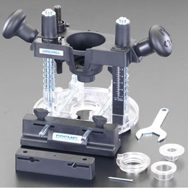 ●セット内容…ポケット切断×1ルーターアタッチメント×1エッジ&サークルガイド×1取付レンチ×1●本体サイズ…230×122×148mm●重量…590g●能力…加工長さ：70mm幅：125mm長さ：220mm深さ：180mm●先端工具…EA818E-21A〜-23A、-25A〜-28A●EA818EA-1A用●ドレメルのロータリーツールをプランジルーターに切り替えることができます。●透明なベースにより、部材を見ながら切断することができ、精度が向上します。●曲線状のエッジや直線状の切込みを作ったり、インレイ作業のために部材の中央でルーター加工を開始することができます。●付属のエッジ&サークルガイドを使用すると、完璧な円やまっすぐな直線に切断できます。●切り込み深さをロックできるため、スムーズにムラなく切断できます。EA818E-3A楽天 HD店　